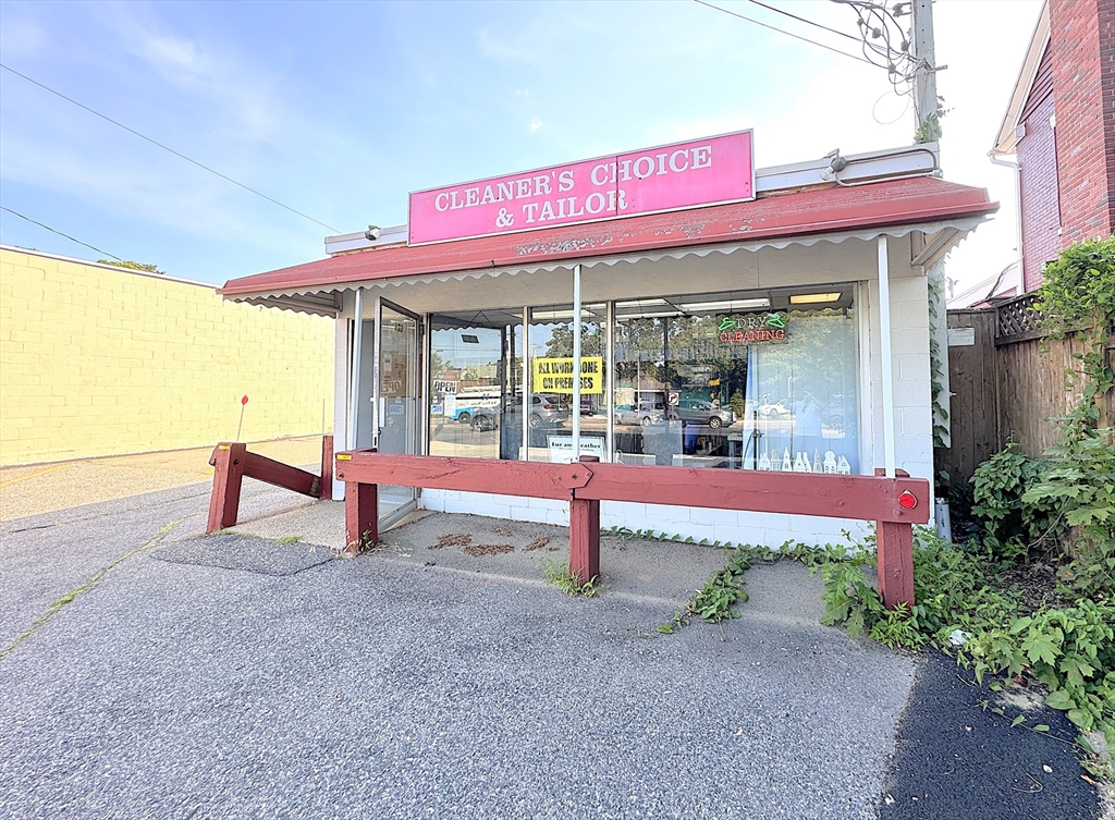 193 Main St, Ashland, Massachusetts, ,Commercial Sale,For Sale,Main St,73444441