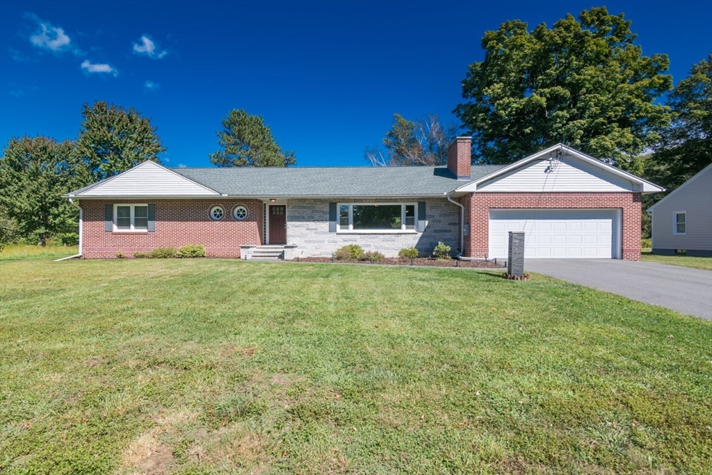 46 North St, Hatfield, Massachusetts, 3 Bedrooms Bedrooms, 6 Rooms Rooms,2 BathroomsBathrooms,Residential,For Sale,North St,73427850