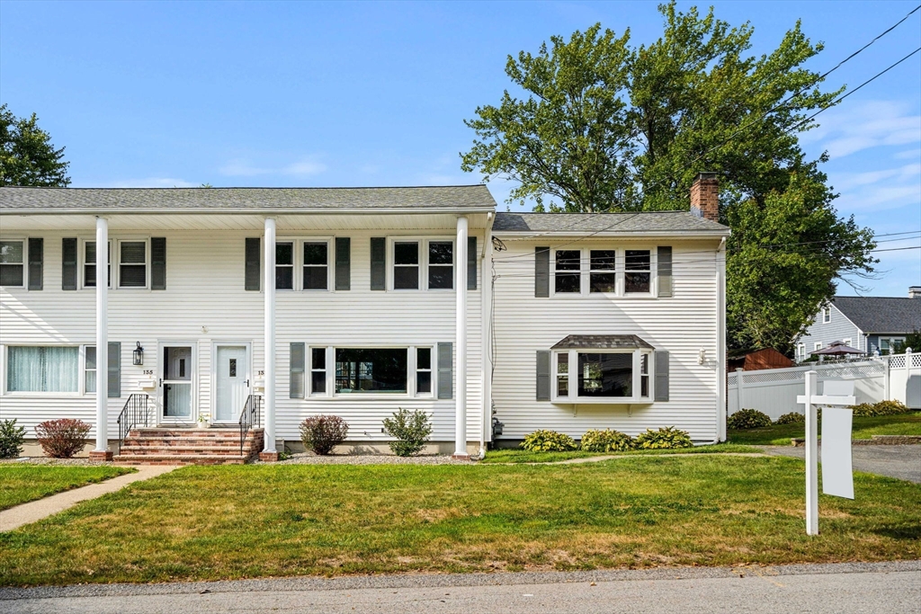 133 Autran Ave, North Andover, Massachusetts, 3 Bedrooms Bedrooms, 7 Rooms Rooms,2.5 BathroomsBathrooms,Residential,For Sale,Autran Ave,73427792