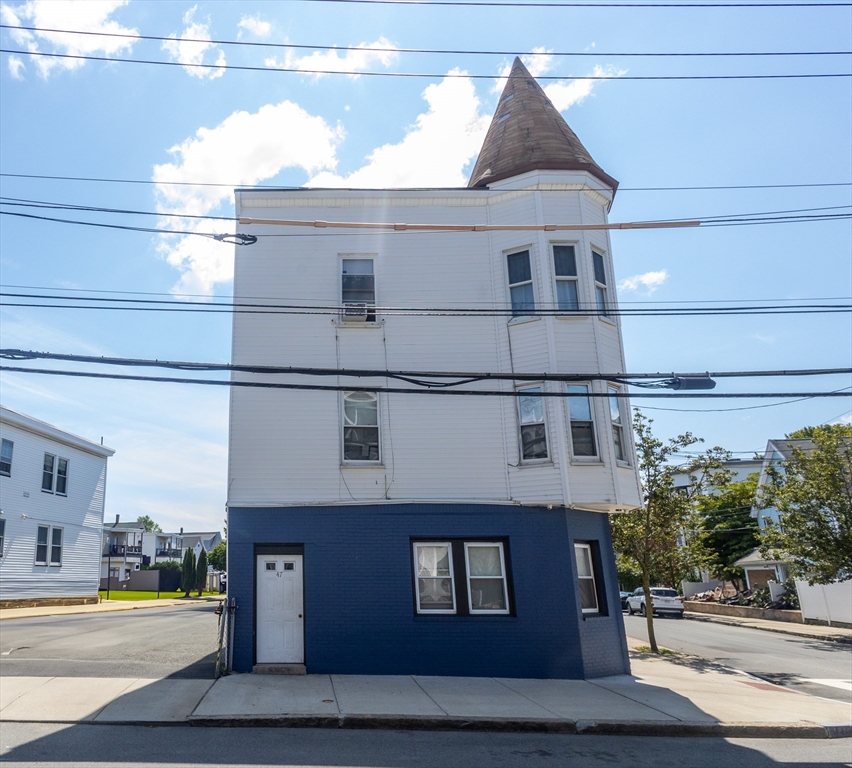 47 Nichols St, Everett, Massachusetts, 9 Bedrooms Bedrooms, 15 Rooms Rooms,4 BathroomsBathrooms,Residential Income,For Sale,Nichols St,73417942