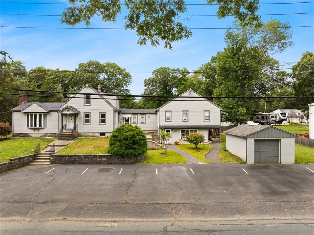 872-874 Whittenton St, Taunton, Massachusetts, 4 Bedrooms Bedrooms, 21 Rooms Rooms,4 BathroomsBathrooms,Residential Income,For Sale,Whittenton St,73424046