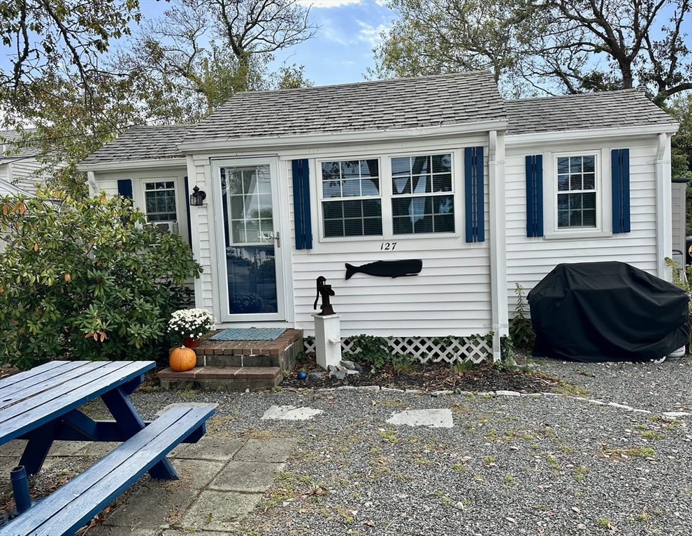 241 Old Wharf Road, Dennis, Massachusetts, 1 Bedroom Bedrooms, 3 Rooms Rooms,1 BathroomBathrooms,Residential,For Sale,Old Wharf Road,73444669