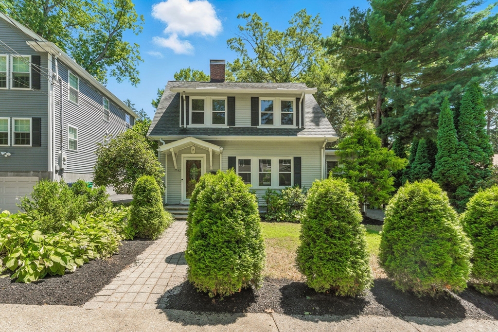 42 Goddard St, Newton, Massachusetts, 3 Bedrooms Bedrooms, 10 Rooms Rooms,1.5 BathroomsBathrooms,Residential,For Sale,Goddard St,73409196