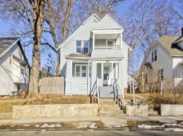 93 Bristol St, Springfield, Massachusetts, 3 Bedrooms Bedrooms, 6 Rooms Rooms,1.5 BathroomsBathrooms,Residential,For Sale,Bristol St,73346224