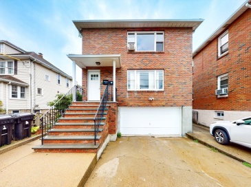 243 Lexington St, Watertown, Massachusetts, 2 Bedrooms Bedrooms, 6 Rooms Rooms,1.5 BathroomsBathrooms,Residential Lease,For Rent,Lexington St,73403627