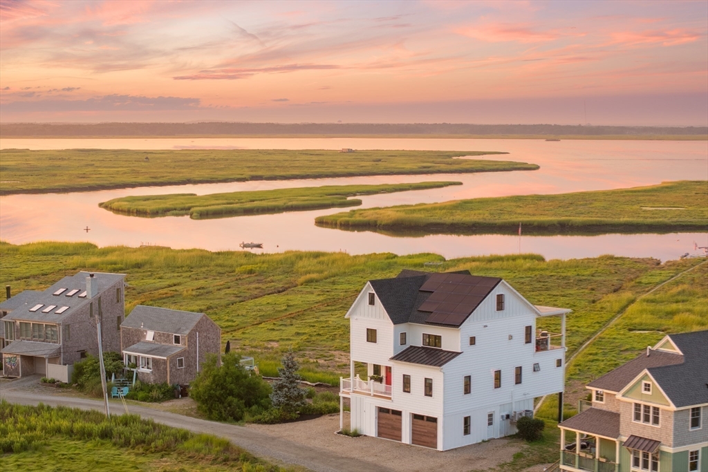 4 Plum Bush Downs, Newbury, Massachusetts, 3 Bedrooms Bedrooms, 9 Rooms Rooms,2.5 BathroomsBathrooms,Residential,For Sale,Plum Bush Downs,73420841