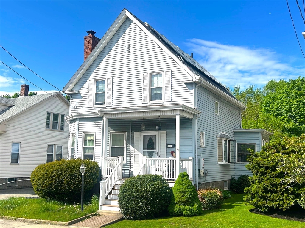 393 Jefferson Ave, Salem, Massachusetts, 3 Bedrooms Bedrooms, 7 Rooms Rooms,1.5 BathroomsBathrooms,Residential,For Sale,Jefferson Ave,73385384