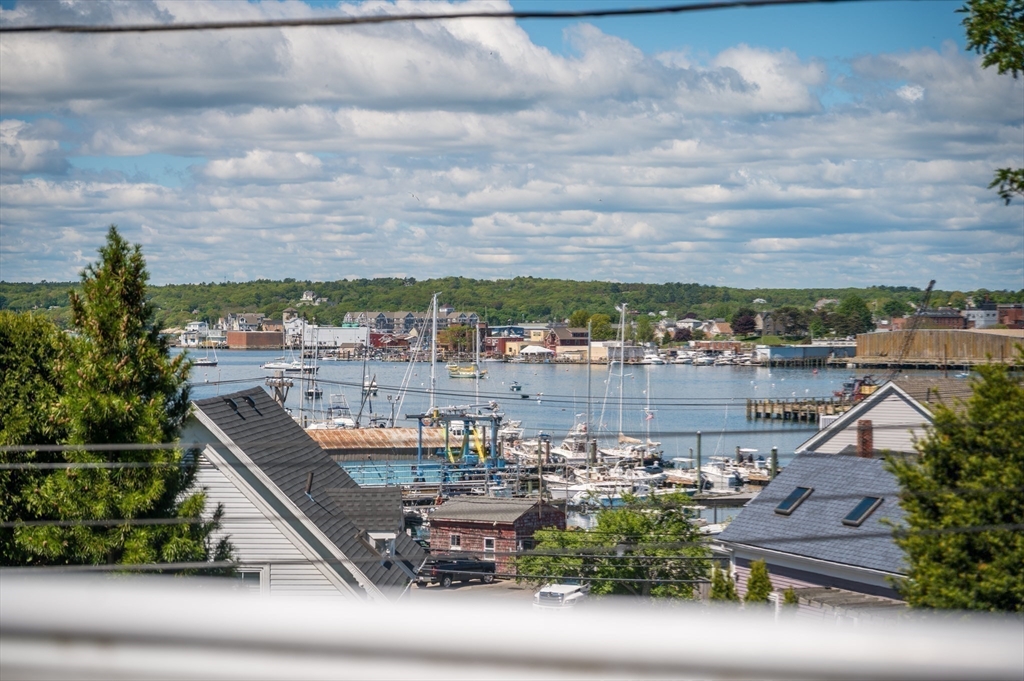 2 Stanwood Terrace, Gloucester, Massachusetts, 4 Bedrooms Bedrooms, 9 Rooms Rooms,2 BathroomsBathrooms,Residential,For Sale,Stanwood Terrace,73389028