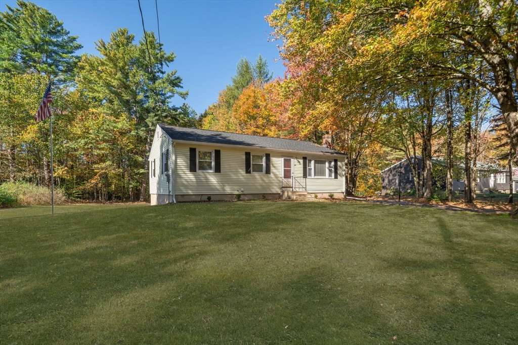 12 Hospital Rd, Templeton, Massachusetts, 3 Bedrooms Bedrooms, 5 Rooms Rooms,1 BathroomBathrooms,Residential,For Sale,Hospital Rd,73438886