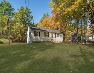 12 Hospital Rd, Templeton, Massachusetts, 3 Bedrooms Bedrooms, 5 Rooms Rooms,1 BathroomBathrooms,Residential,For Sale,Hospital Rd,73438886