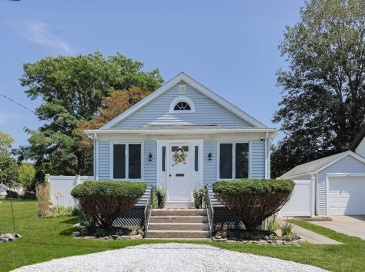 22 Louis Street, Swansea, Massachusetts, 3 Bedrooms Bedrooms, 10 Rooms Rooms,1 BathroomBathrooms,Residential,For Sale,Louis Street,73410507 22 Louis Street, Swansea, Massachusetts, 3 Bedrooms Bedrooms, 10 Rooms Rooms,1 BathroomBathrooms,Residential,For Sale,Louis Street,73410507