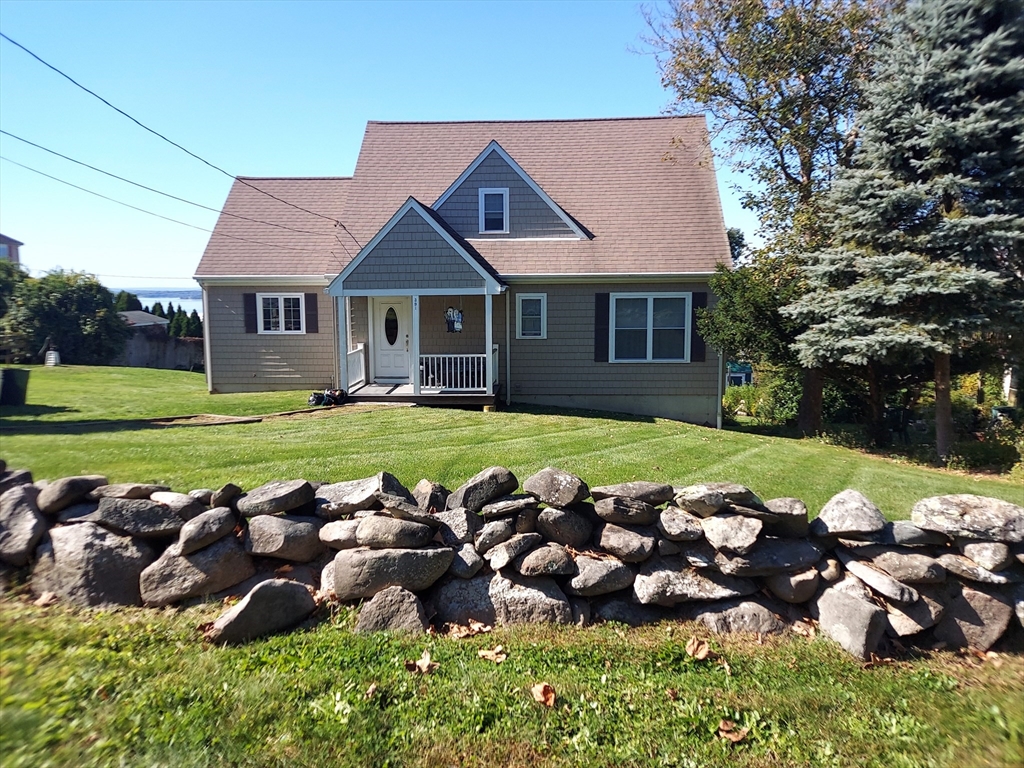 391 Clarkson St, Fall River, Massachusetts, 5 Bedrooms Bedrooms, 9 Rooms Rooms,2 BathroomsBathrooms,Residential,For Sale,Clarkson St,73445213