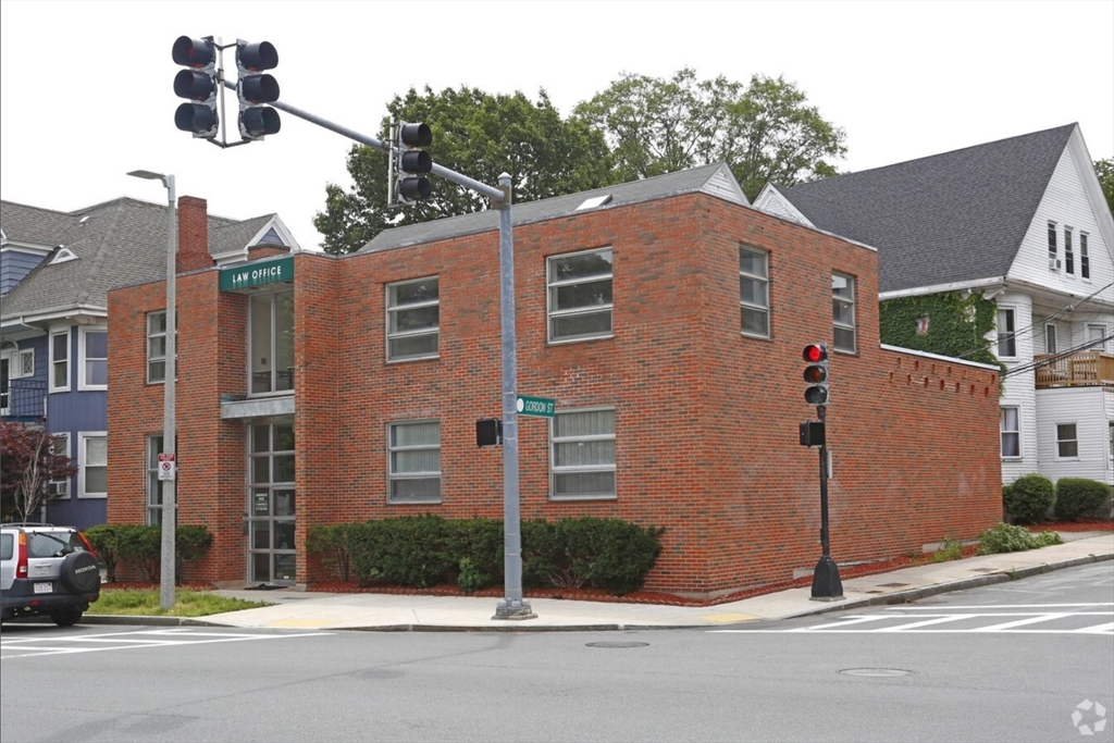 556 Cmbridge St, Boston, Massachusetts, ,Commercial Lease,For Rent,Cmbridge St,73445229