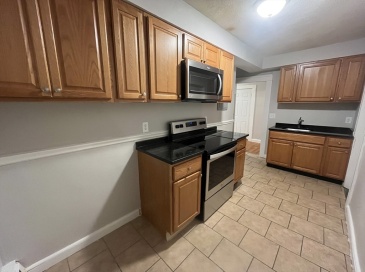 77 Green St, Lynn, Massachusetts, 1 Bedroom Bedrooms, 4 Rooms Rooms,1 BathroomBathrooms,Residential Lease,For Rent,Green St,73445375 77 Green St, Lynn, Massachusetts, 1 Bedroom Bedrooms, 4 Rooms Rooms,1 BathroomBathrooms,Residential Lease,For Rent,Green St,73445375