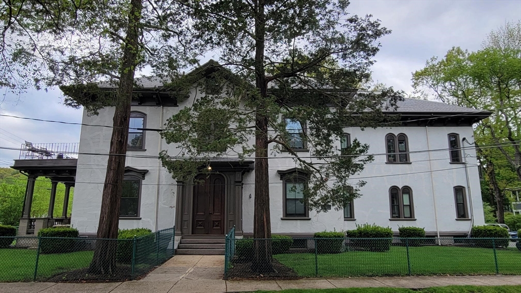 73 Elm Road, Newton, Massachusetts, 1 Bedroom Bedrooms, 3 Rooms Rooms,1 BathroomBathrooms,Residential Lease,For Rent,Elm Road,73408520