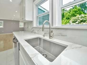 87 Summer St, Abington, Massachusetts, 5 Bedrooms Bedrooms, 11 Rooms Rooms,3 BathroomsBathrooms,Residential Lease,For Rent,Summer St,73445572