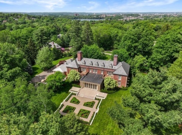 1014 Boylston Street, Brookline, Massachusetts, 7 Bedrooms Bedrooms, 19 Rooms Rooms,9.5 BathroomsBathrooms,Residential,For Sale,Boylston Street,73445544