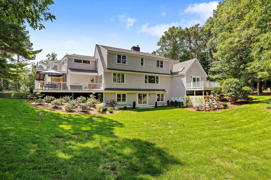 329 Waquoit, Barnstable, Massachusetts, 4 Bedrooms Bedrooms, 9 Rooms Rooms,4.5 BathroomsBathrooms,Residential,For Sale,Waquoit,73276063