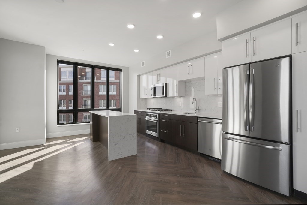 1973 Dorchester Ave, Boston, Massachusetts, 2 Bedrooms Bedrooms, 5 Rooms Rooms,2 BathroomsBathrooms,Residential Lease,For Rent,Dorchester Ave,73429928