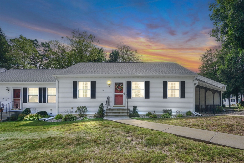 76 Rosewood Ln, Southwick, Massachusetts, 2 Bedrooms Bedrooms, 5 Rooms Rooms,1 BathroomBathrooms,Residential,For Sale,Rosewood Ln,73425721