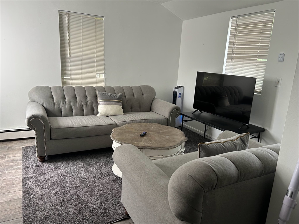 134 S Walnut St, Quincy, Massachusetts, 5 Bedrooms Bedrooms, 11 Rooms Rooms,2 BathroomsBathrooms,Residential Income,For Sale,S Walnut St,73445586