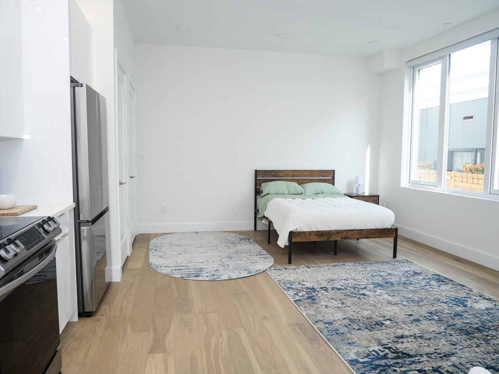 38 Hichborn, Boston, Massachusetts, 1 Room Rooms,1 BathroomBathrooms,Residential Lease,For Rent,Hichborn,73445627