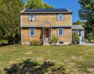 129 Franklin Street, Halifax, Massachusetts, 4 Bedrooms Bedrooms, 8 Rooms Rooms,2 BathroomsBathrooms,Residential,For Sale,Franklin Street,73429636