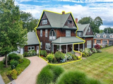 7 Gibson Ave., Narragansett, Rhode Island, 3 Bedrooms Bedrooms, 9 Rooms Rooms,2.5 BathroomsBathrooms,Residential Lease,For Rent,Gibson Ave.,73445855