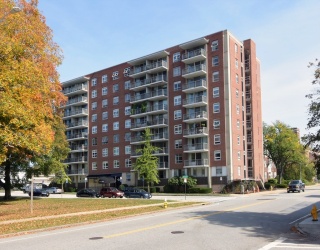 80 Salisbury St, Worcester, Massachusetts, 2 Bedrooms Bedrooms, 4 Rooms Rooms,2 BathroomsBathrooms,Residential,For Sale,Salisbury St,73439259