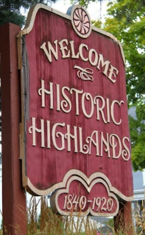 175 Rock Street, Fall River, Massachusetts, 1 Bedroom Bedrooms, 2 Rooms Rooms,1 BathroomBathrooms,Residential Lease,For Rent,Rock Street,73445901