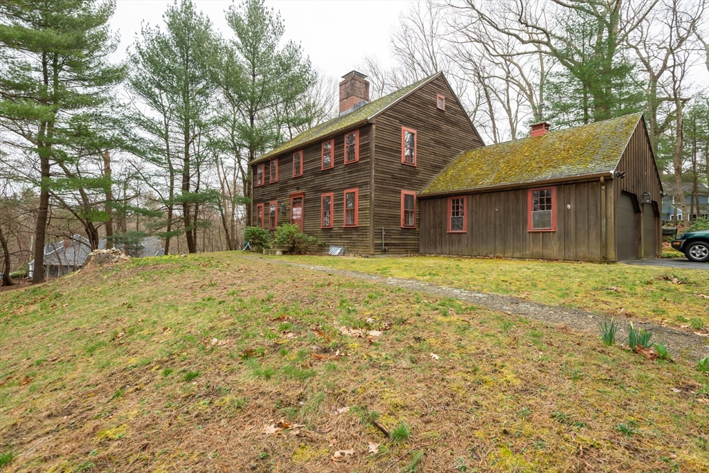 15 Hart Rd., Lynnfield, Massachusetts, 2 Bedrooms Bedrooms, 6 Rooms Rooms,2.5 BathroomsBathrooms,Residential Lease,For Rent,Hart Rd.,73445938