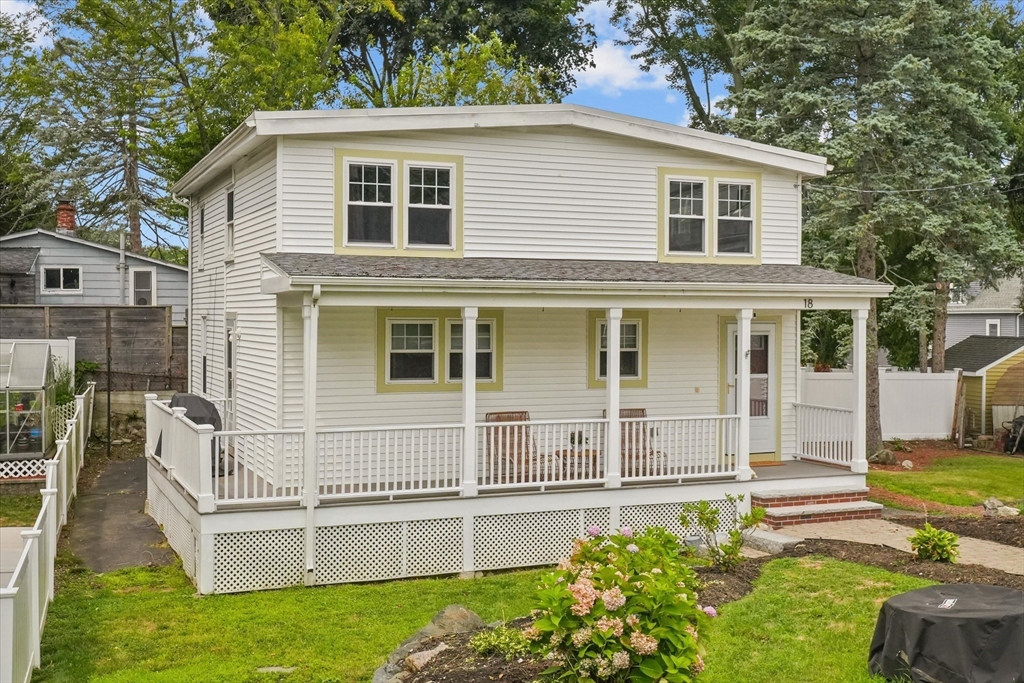 18 Ames St, Medford, Massachusetts, 3 Bedrooms Bedrooms, 6 Rooms Rooms,1.5 BathroomsBathrooms,Residential,For Sale,Ames St,73414315