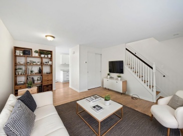 51 Village Green Drive, North Andover, Massachusetts, 2 Bedrooms Bedrooms, 4 Rooms Rooms,1 BathroomBathrooms,Residential,For Sale,Village Green Drive,73381295 51 Village Green Drive, North Andover, Massachusetts, 2 Bedrooms Bedrooms, 4 Rooms Rooms,1 BathroomBathrooms,Residential,For Sale,Village Green Drive,73381295