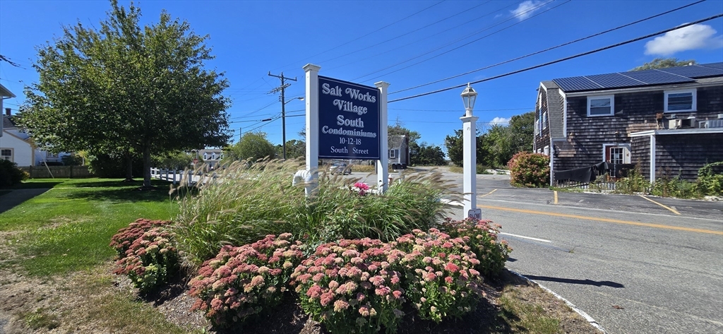 10 South St, Dennis, Massachusetts, 2 Bedrooms Bedrooms, 4 Rooms Rooms,1 BathroomBathrooms,Residential,For Sale,South St,73426545