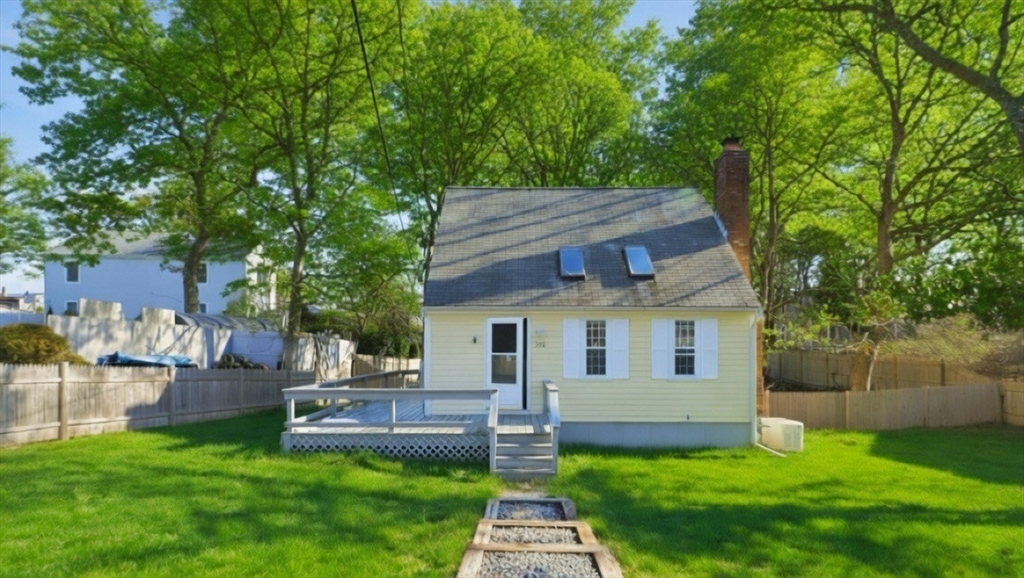 292 Megan Rd, Barnstable, Massachusetts, 2 Bedrooms Bedrooms, 5 Rooms Rooms,1 BathroomBathrooms,Residential,For Sale,Megan Rd,73446101