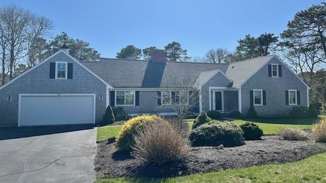 307 Riverview Dr, Chatham, Massachusetts, 3 Bedrooms Bedrooms, 7 Rooms Rooms,2.5 BathroomsBathrooms,Residential,For Sale,Riverview Dr,73363447