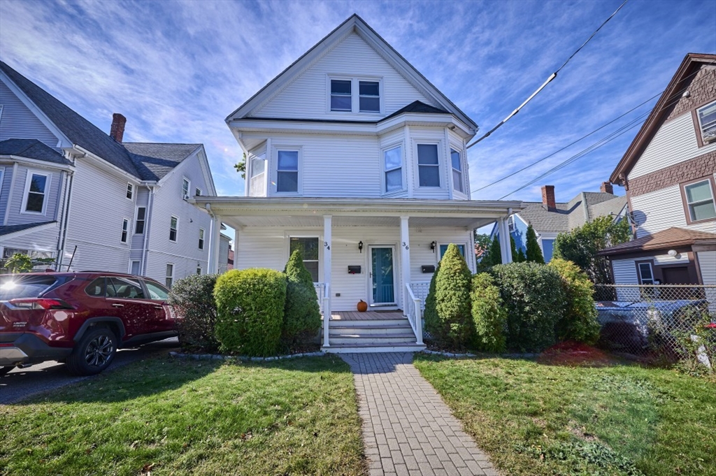 34 Greenleaf St, Malden, Massachusetts, 2 Bedrooms Bedrooms, 7 Rooms Rooms,3 BathroomsBathrooms,Residential Lease,For Rent,Greenleaf St,73446260