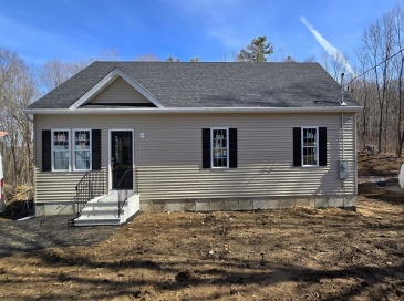 119 East Road, Warren, Massachusetts, 3 Bedrooms Bedrooms, 5 Rooms Rooms,2 BathroomsBathrooms,Residential,For Sale,East Road,73330363