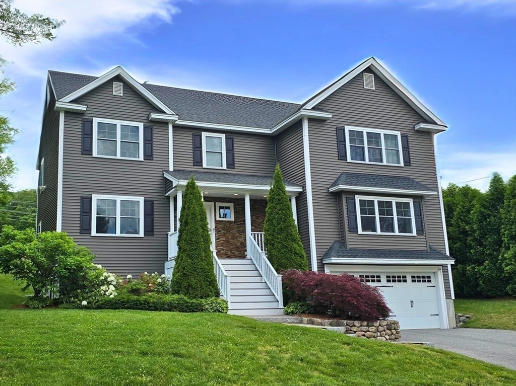 34 Fieldstone Dr, Burlington, Massachusetts, 4 Bedrooms Bedrooms, 8 Rooms Rooms,2.5 BathroomsBathrooms,Residential Lease,For Rent,Fieldstone Dr,73438163