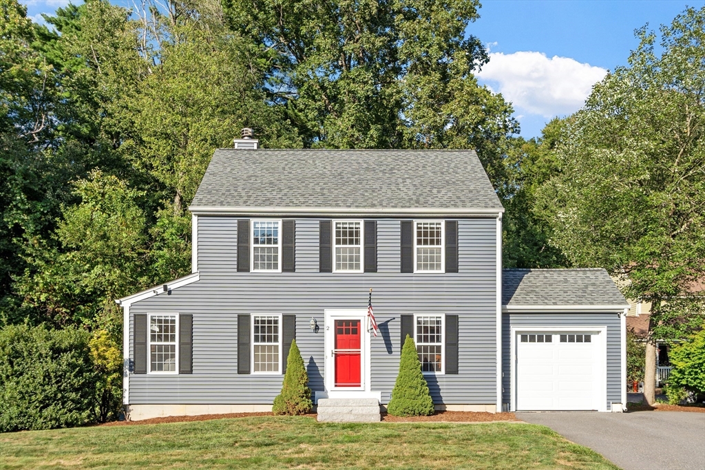 2 Blueberry Ln, Hudson, Massachusetts, 3 Bedrooms Bedrooms, 6 Rooms Rooms,2 BathroomsBathrooms,Residential,For Sale,Blueberry Ln,73426177