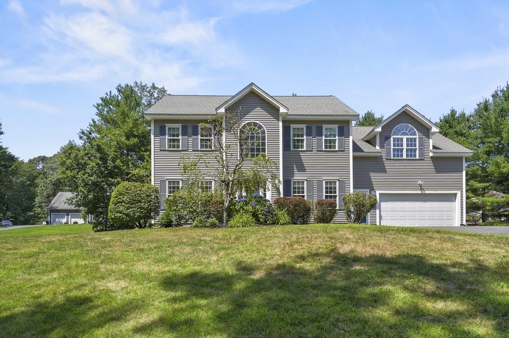 354 Grafton Street, Shrewsbury, Massachusetts, 4 Bedrooms Bedrooms, 12 Rooms Rooms,2.5 BathroomsBathrooms,Residential,For Sale,Grafton Street,73411731