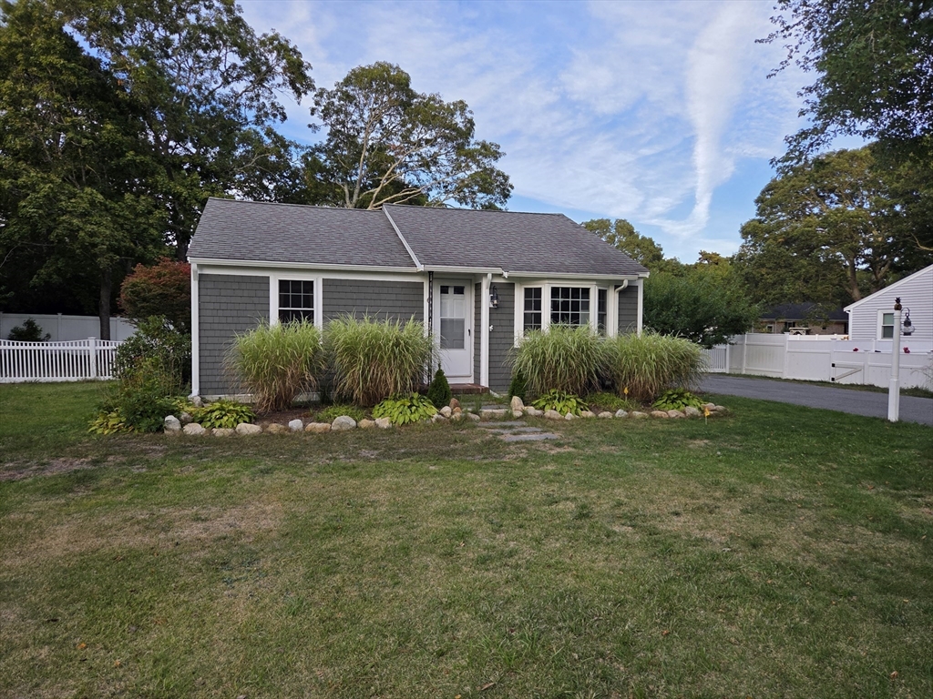 6 Checkerberry Ln, Yarmouth, Massachusetts, 2 Bedrooms Bedrooms, 4 Rooms Rooms,1 BathroomBathrooms,Residential,For Sale,Checkerberry Ln,73419823