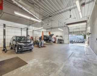 560 River St, Haverhill, Massachusetts, ,Business Opportunity,For Sale,River St,73446609