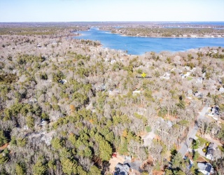 1081-B Main St, Barnstable, Massachusetts, 5 Bedrooms Bedrooms, 9 Rooms Rooms,2 BathroomsBathrooms,Residential,For Sale,Main St,73446618