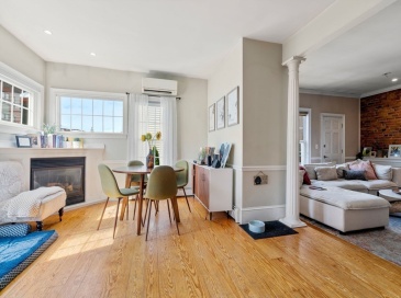 614 E 3rd St, Boston, Massachusetts, 2 Bedrooms Bedrooms, 4 Rooms Rooms,1 BathroomBathrooms,Residential Lease,For Rent,E 3rd St,73444364