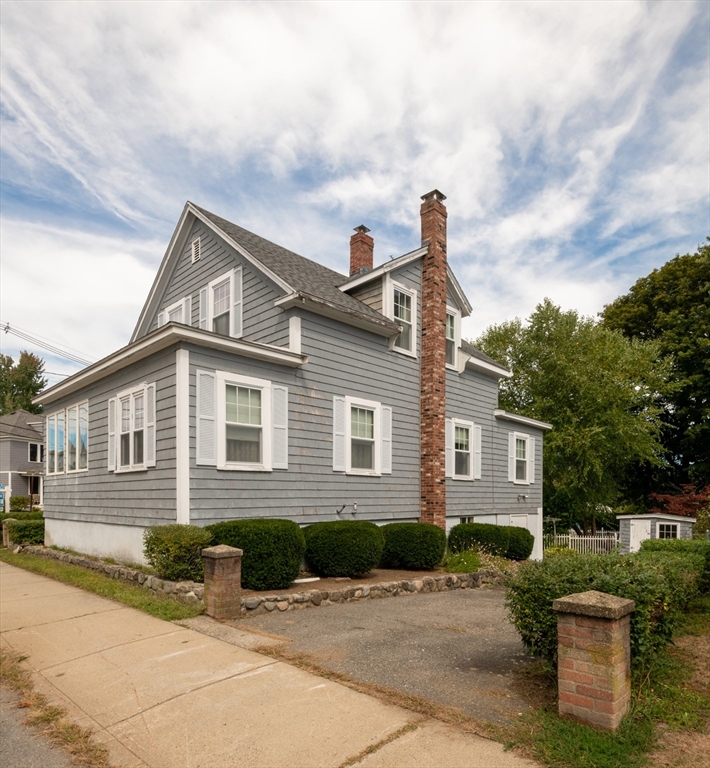 41 Brownville Avenue, Ipswich, Massachusetts, 4 Bedrooms Bedrooms, 9 Rooms Rooms,1.5 BathroomsBathrooms,Residential,For Sale,Brownville Avenue,73432639