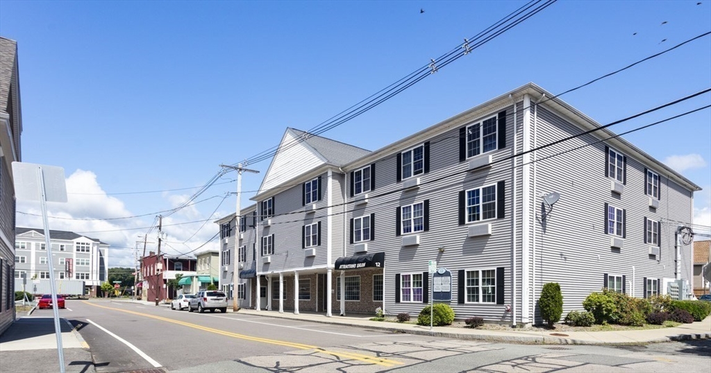 12 Pratt Street, Mansfield, Massachusetts, 1 Bedroom Bedrooms, 2 Rooms Rooms,2 BathroomsBathrooms,Commercial Lease,For Rent,Pratt Street,73447068