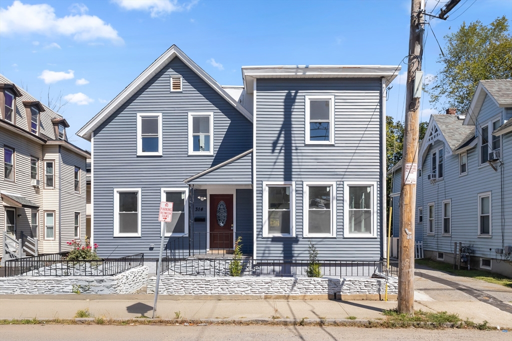 314 Hamilton St, Southbridge, Massachusetts, 7 Bedrooms Bedrooms, 10 Rooms Rooms,2 BathroomsBathrooms,Residential,For Sale,Hamilton St,73435350