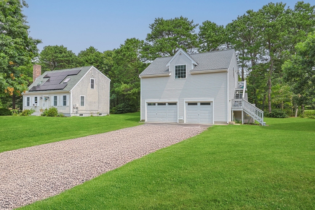 140 Noisy Hole Rd, Mashpee, Massachusetts, 3 Bedrooms Bedrooms, 5 Rooms Rooms,3 BathroomsBathrooms,Residential,For Sale,Noisy Hole Rd,73417706