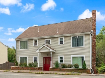 251 Neponset St, Canton, Massachusetts, 2 Bedrooms Bedrooms, 4 Rooms Rooms,1 BathroomBathrooms,Residential Lease,For Rent,Neponset St,73447118